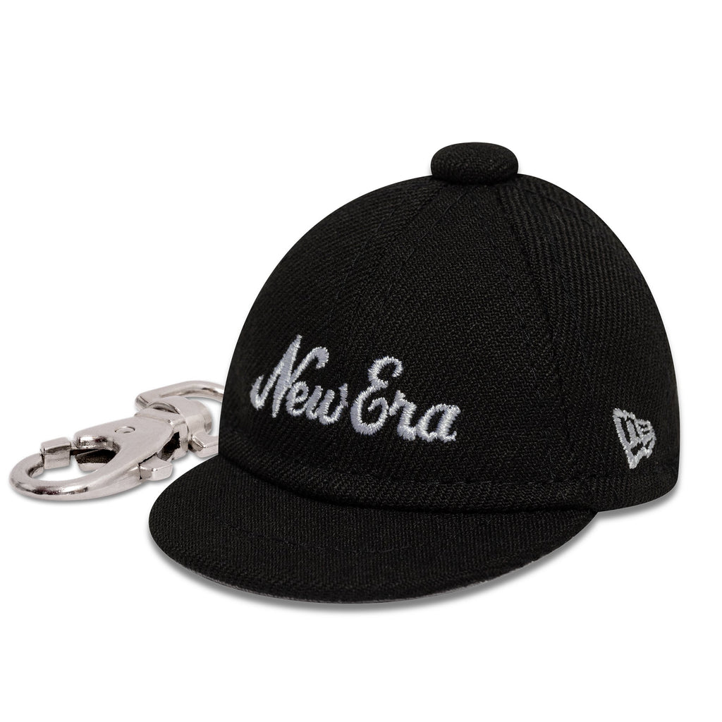 NEW ERA MINI CAP KEYCHAIN BLACK
