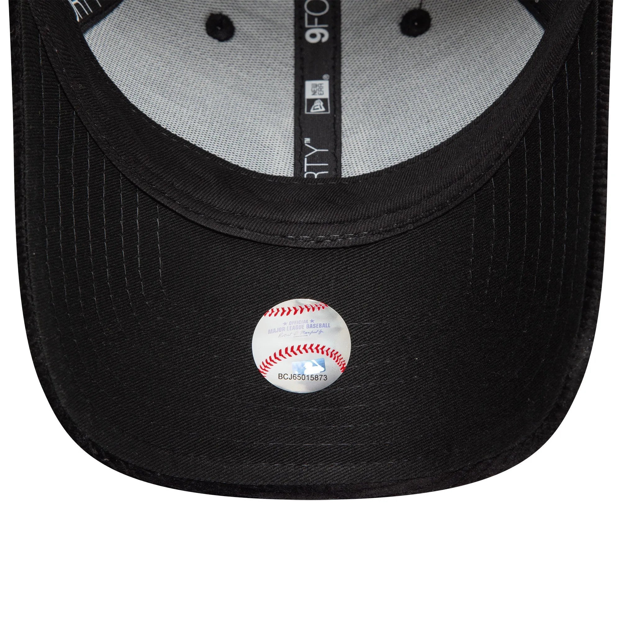 NEW ERA 9FORTY MLB NEW YORK YANKEES BLACK CORD CAP - FAM