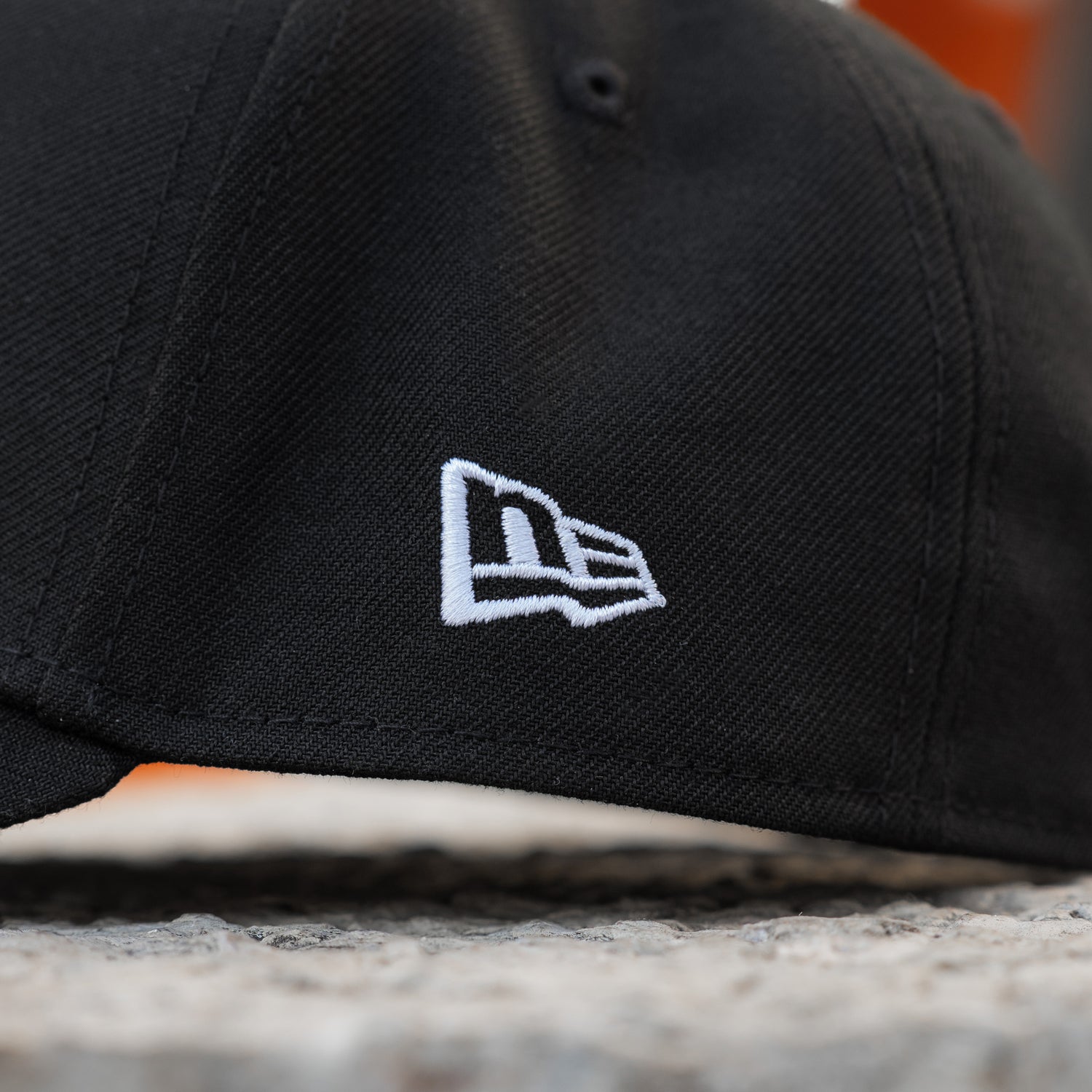 NEW YORK KNICKS NBA SCARLET BLACK KELLY GREEN UV / NEW ERA 9FORTY A-FRAME