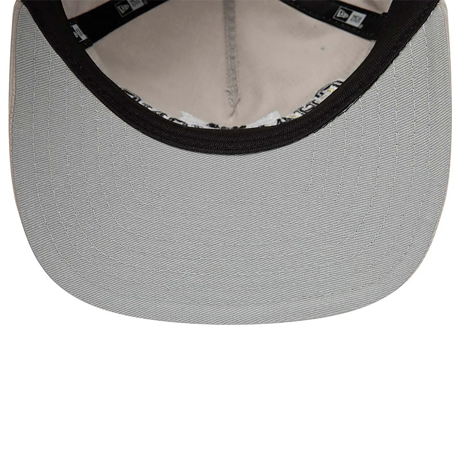 NEW ERA LEAGUE CHAMPIONS GOLFER LAS VEGAS RAIDERS CAP - FAM